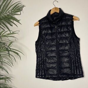 Black Down Vest | Packable & Lightweight | Excellent Condition | Travel Bag Incl
